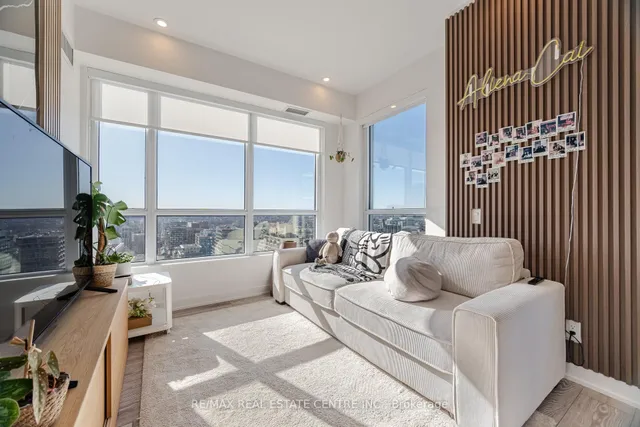 Additional image 16 of 108 Peter St Unit 2613