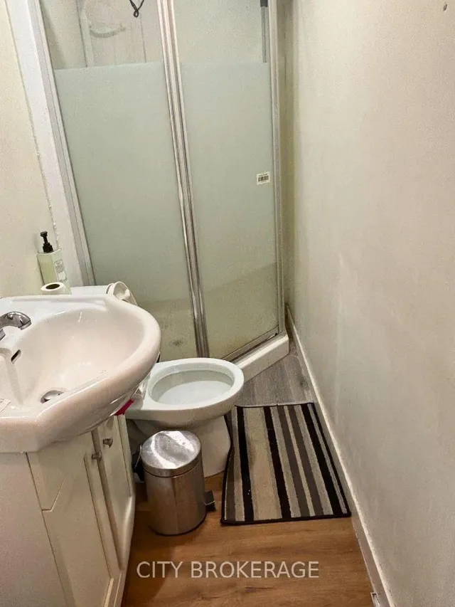 Additional image 8 of 90 Sherman Ave