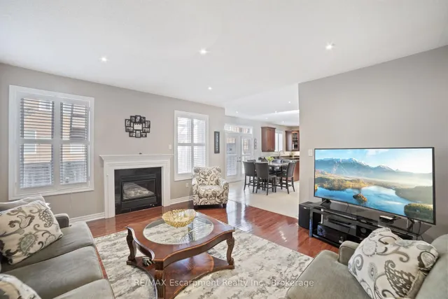 Additional image 24 of 18 Cooperage St