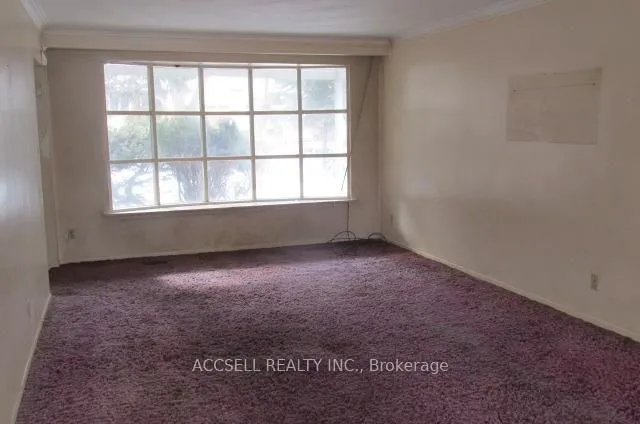 Additional image 2 of 8 DANZIG St