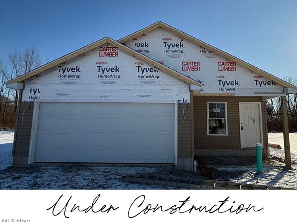 Primary image of 2235 Arrowhead St, Lorain, OH 44052
