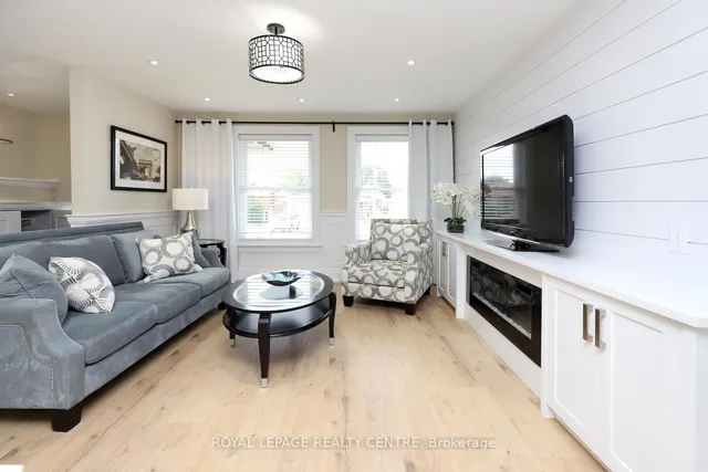 Additional image 5 of 55 Flora Dr