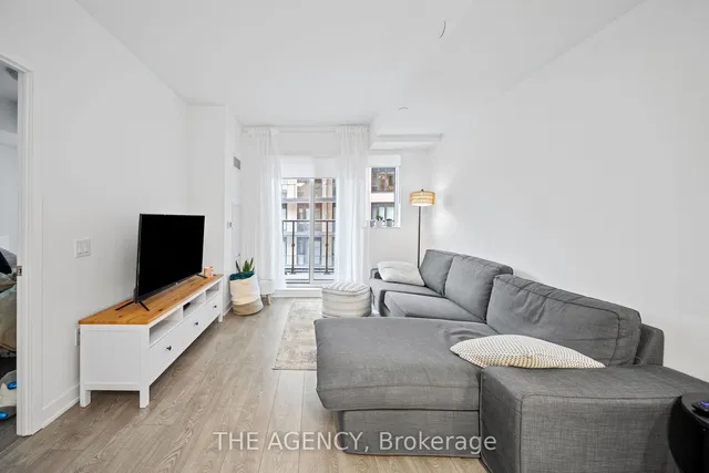 Additional image 9 of 543 Richmond St Unit 522