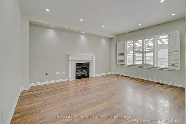 Additional image 5 of 20 Amy Ave