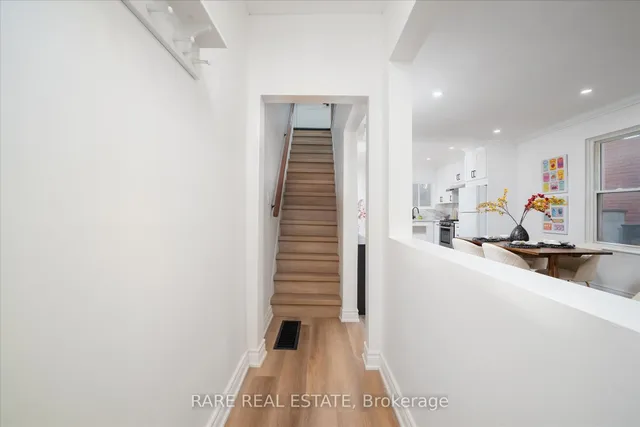 Additional image 17 of 24 Case St