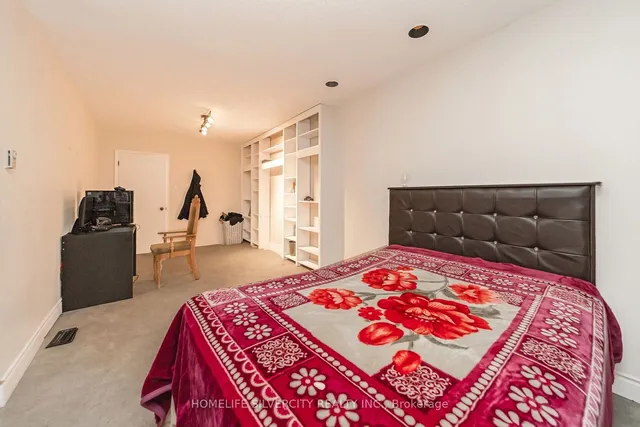 Additional image 26 of 27 Caldwell Cres