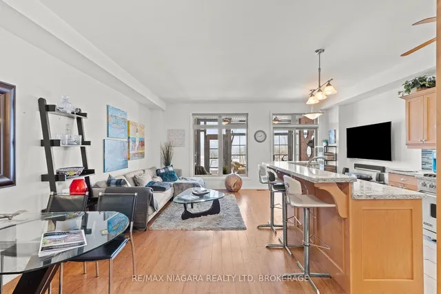 Additional image 10 of 1069 Beach Blvd