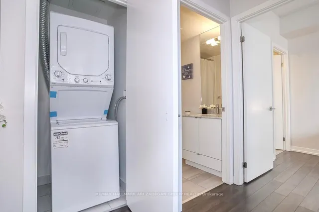 Additional image 10 of 49 EAST LIBERTY St Unit 602