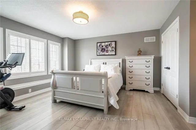 Additional image 20 of 83 Southcreek Crt