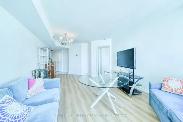 Additional image 21 of 38 Elm St Unit #2900