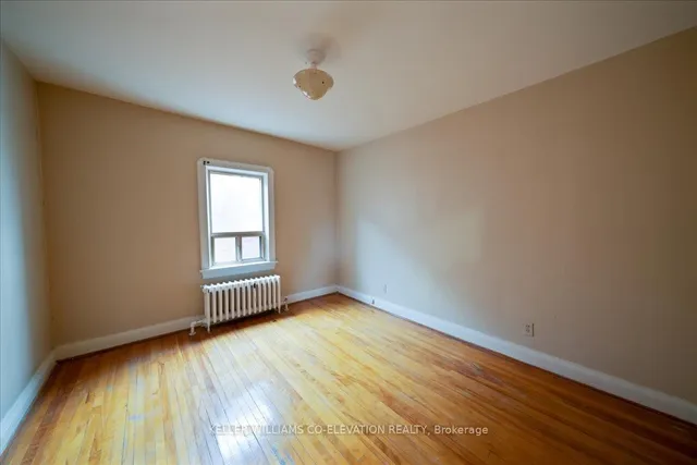 Additional image 18 of 39 Lanark Ave