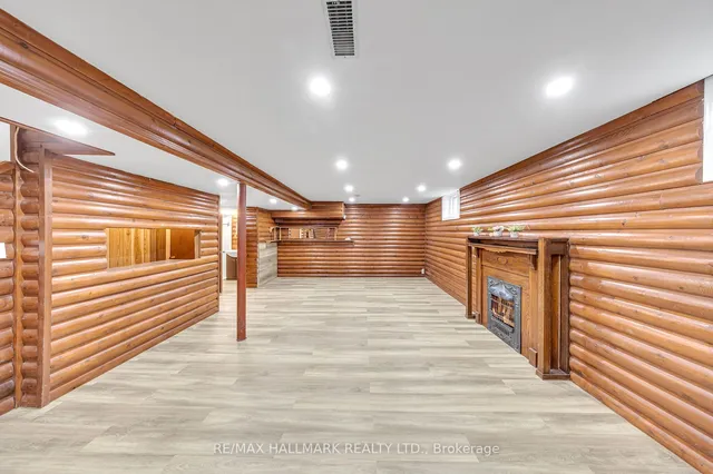 Additional image 23 of 35 Rowallan Dr