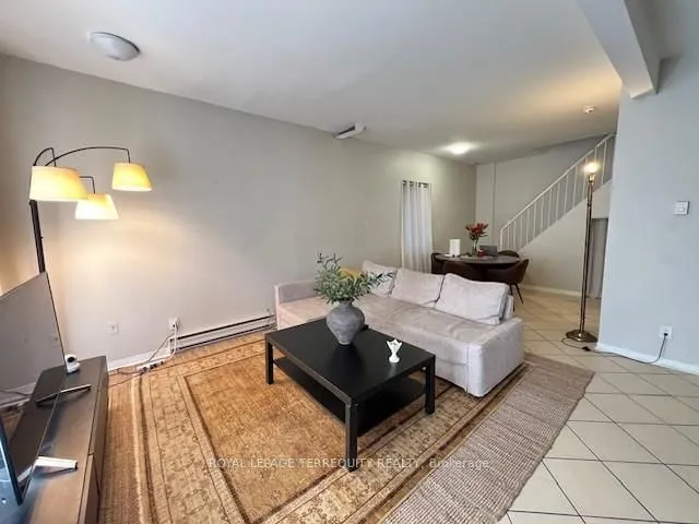 Additional image 5 of 219 Beverley St