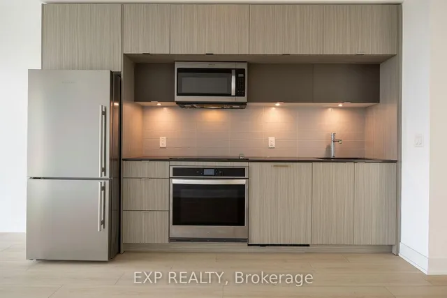 Additional image 10 of 585 Bloor St Unit 3723