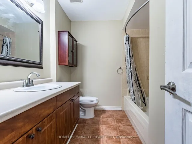 Additional image 20 of 10 Madison St