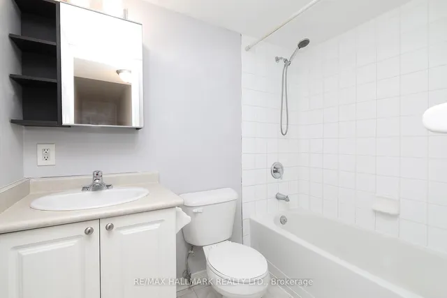 Additional image 9 of 11 Ruttan St Unit TH 128