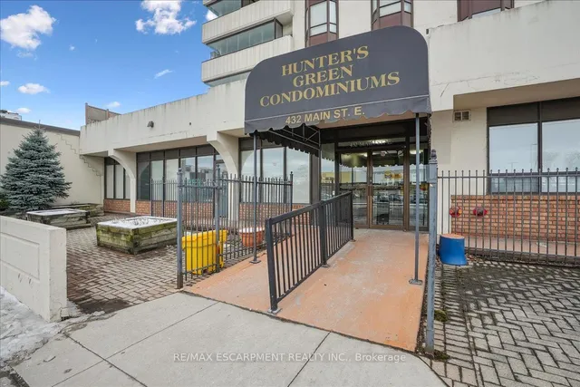 Additional image 30 of 432 Main St Unit 504