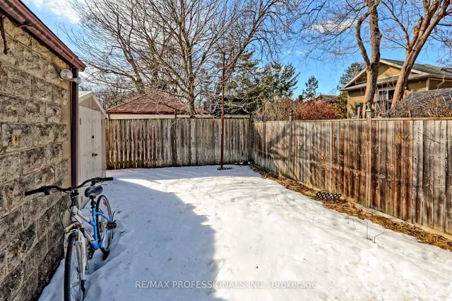 Additional image 37 of 260 Windermere Ave