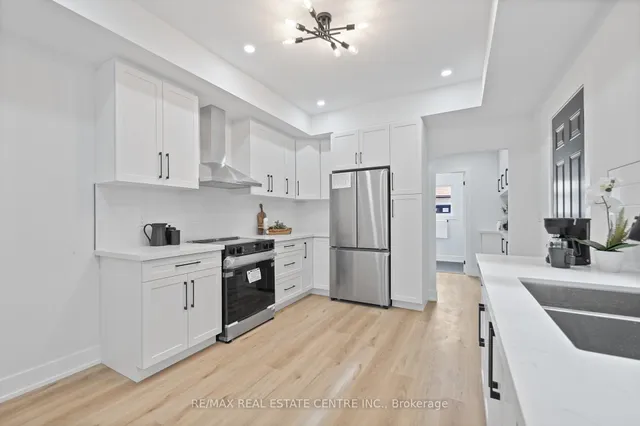 Additional image 13 of 589 St Clarens Ave