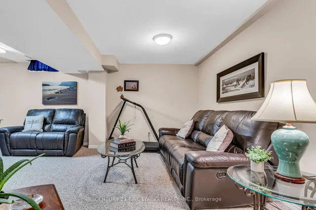 Additional image 42 of 50 Heathcliffe Sq
