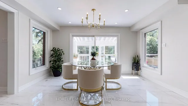 Additional image 9 of 24 Royal Rouge Tr