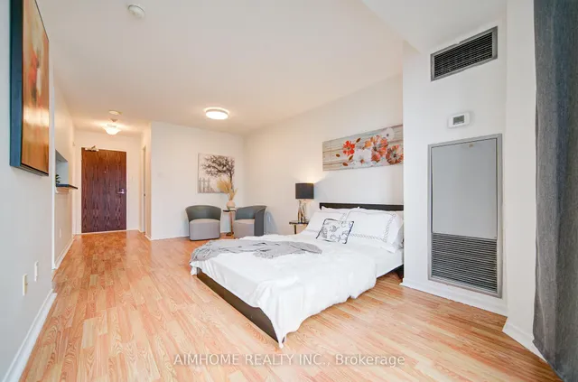 Additional image 16 of 1055 Bay St Unit 603