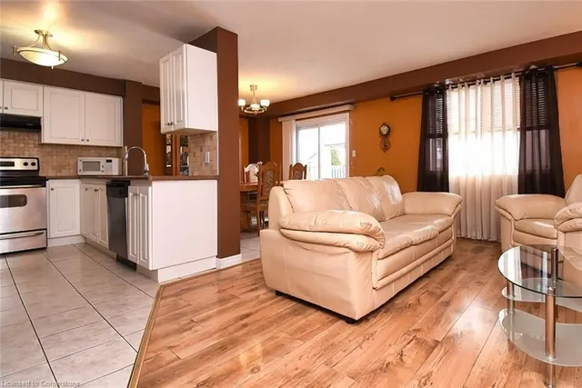 Additional image 10 of 11 Longview Dr