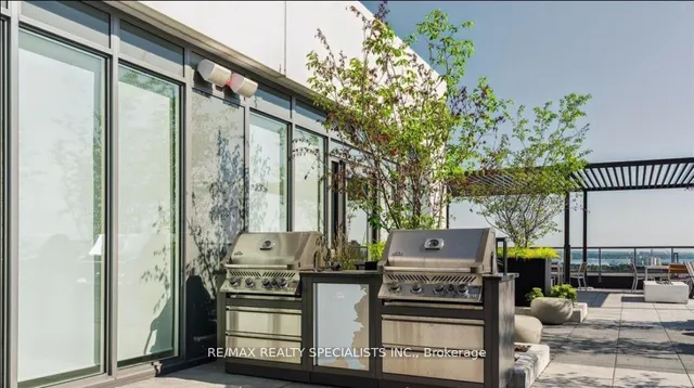 Additional image 25 of 212 King William St Unit 1016