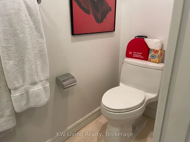 Additional image 25 of 33 University Ave Unit 1505