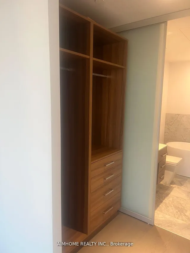 Additional image 11 of 488 University Ave Unit 3406