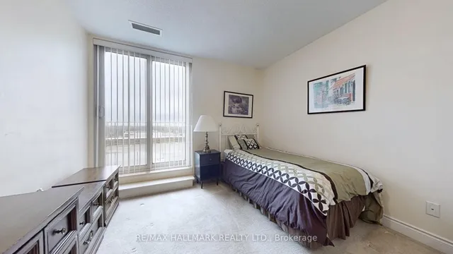 Additional image 22 of 18 Kenaston Gdns Unit 704