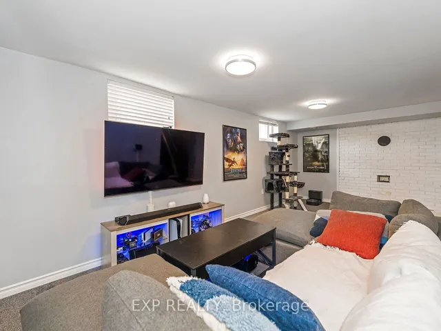 Additional image 33 of 95 Edinburgh Ave