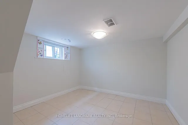 Additional image 3 of 12 Bayard Ave