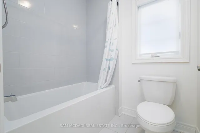 Additional image 31 of 317 La Rose Ave