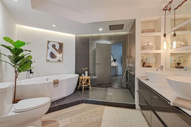 Additional image 24 of 401 Queens Quay Unit 307