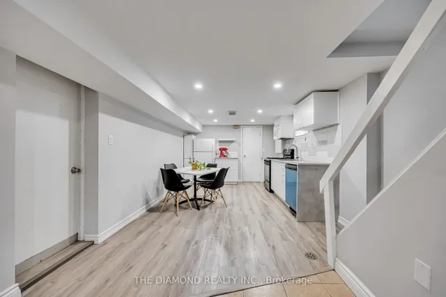 Additional image 32 of 21 Gracefield Ave