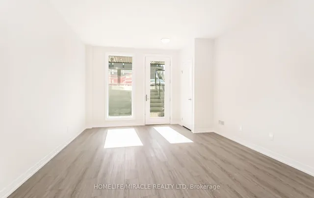 Additional image 28 of 261 Woodbine Ave Unit Unit 27