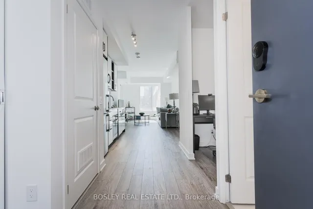 Additional image 25 of 543 Richmond St Unit 314