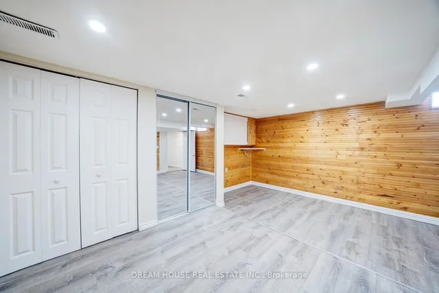 Additional image 32 of 19 Juliette Sq