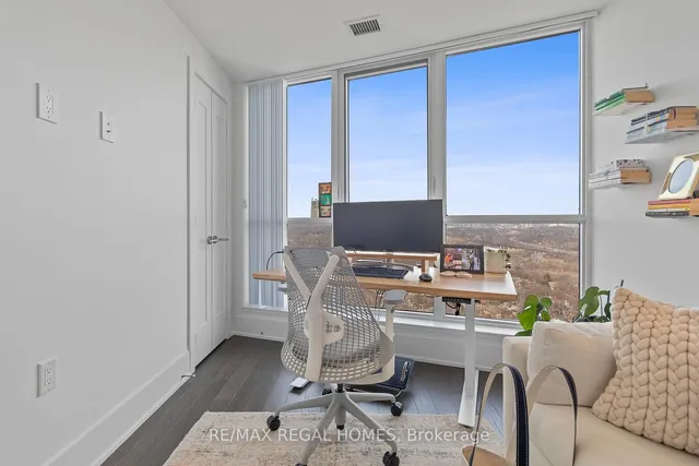 Additional image 17 of 585 Bloor St Unit 3215