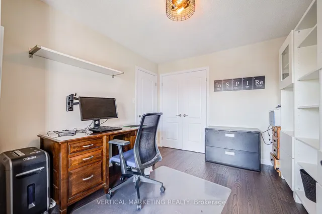 Additional image 30 of 119 Hazelton Ave