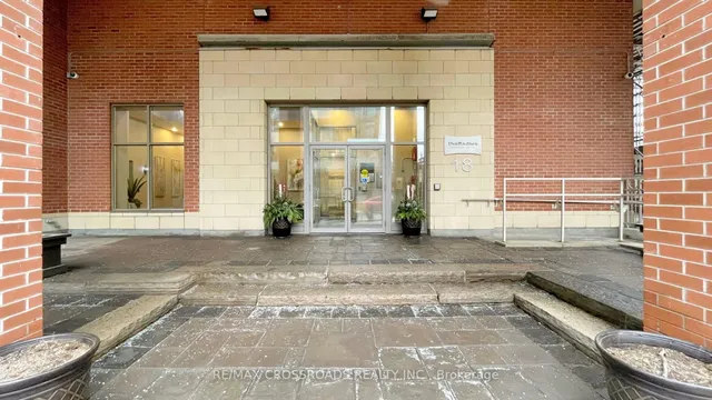 Additional image 2 of 18 Merton St Unit 716