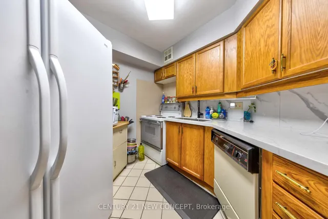 Additional image 3 of 22 Southport St Unit 932