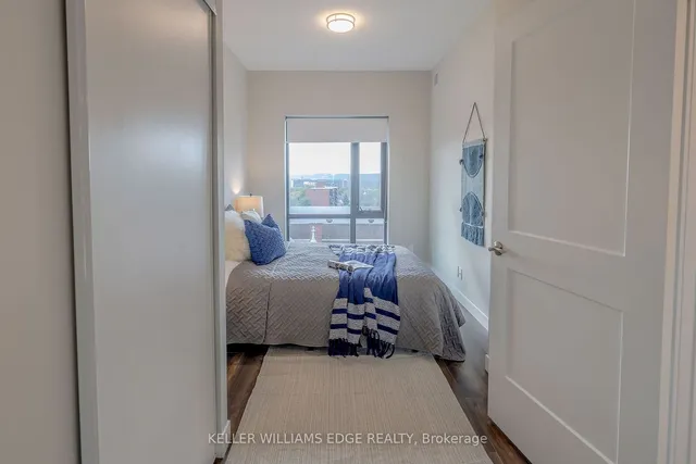 Additional image 20 of 15 Queen St Unit 902