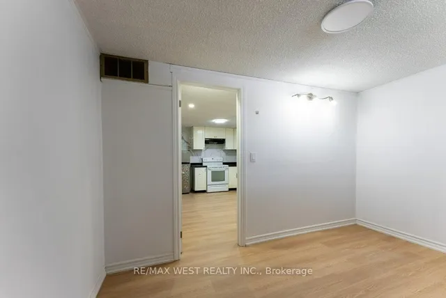 Additional image 35 of 61 Orchardcroft Cres
