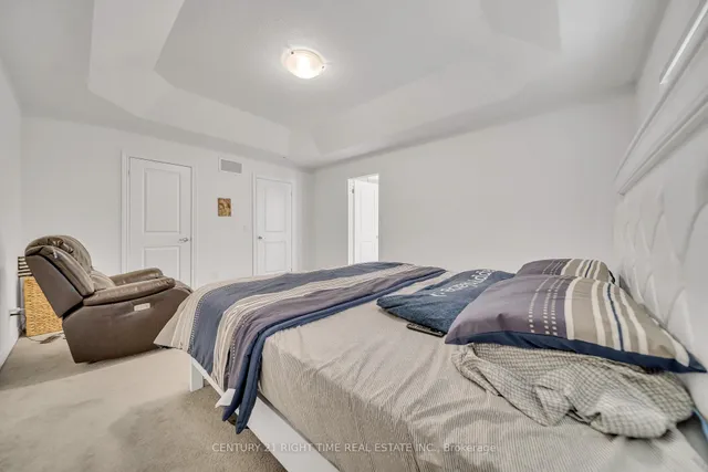 Additional image 23 of 26 Roywood St