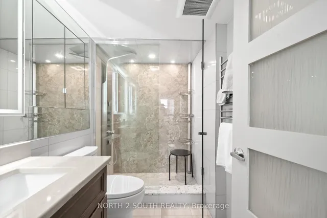 Additional image 38 of 77 Maitland Pl Unit 1608