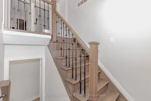 Additional image 25 of 1395 Tyneburn Cres