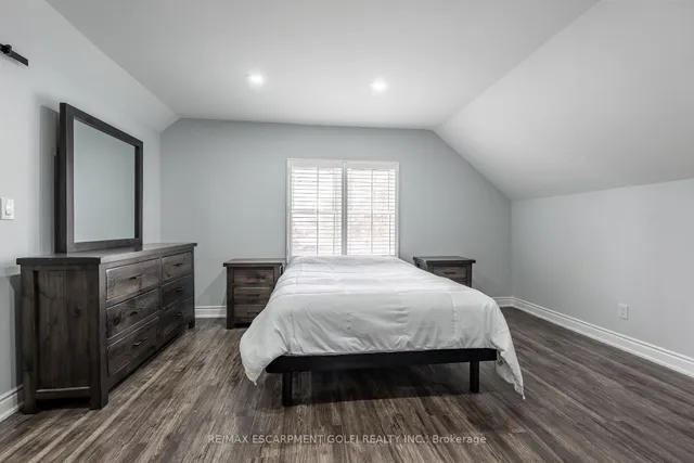 Additional image 21 of 119 King St