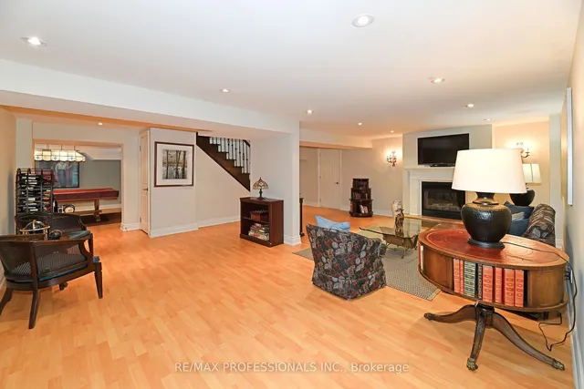 Additional image 33 of 163 Martin Grove Rd